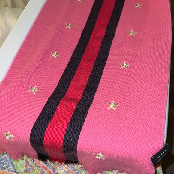 Gucci Authentic Wool/Cashmere Scarf - Picture 5 of 6